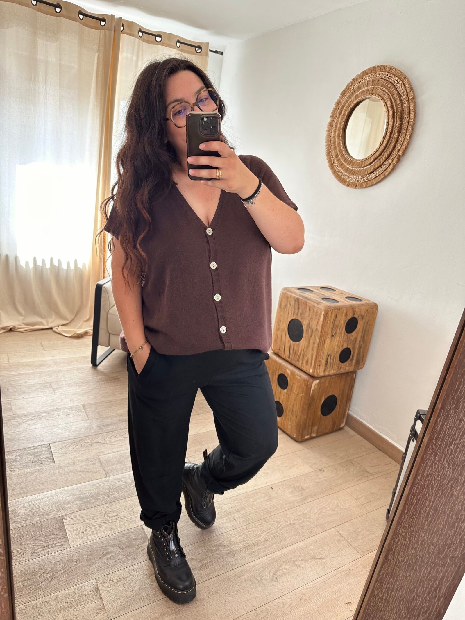 gilet boutonné chocolat grande tailel femme curvy by romy