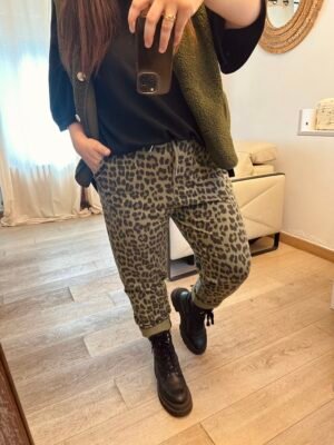 jogg Leo kaki grande tailel femme curvy by romy