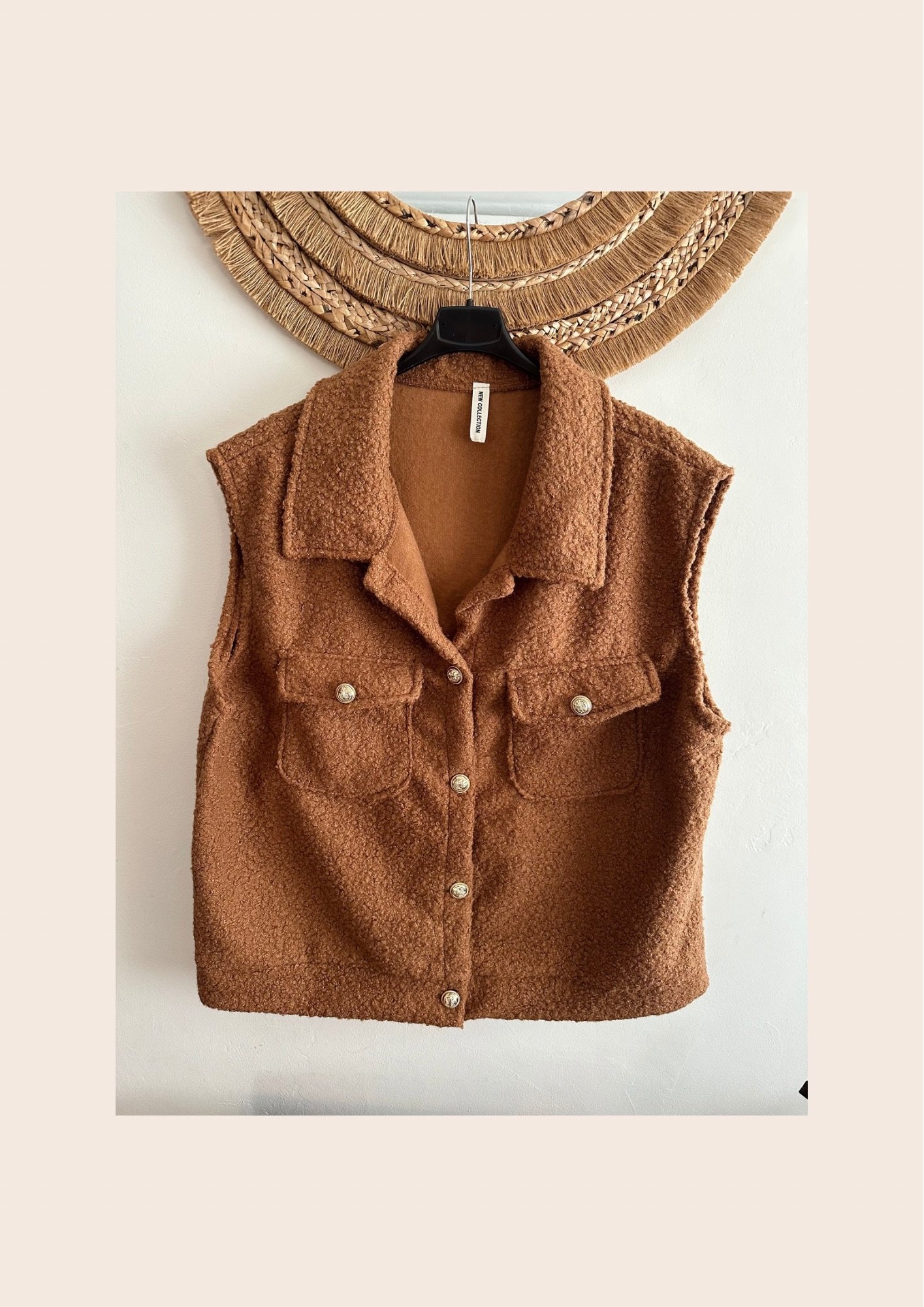 gilet sans manches avec bouton doré grande taille femme curvy by romy