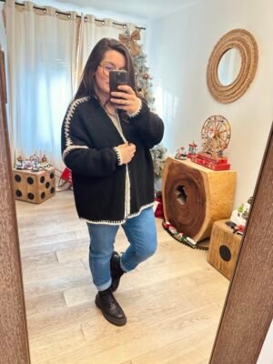 gilet maille noir et écru grande taille femme curvy by romy