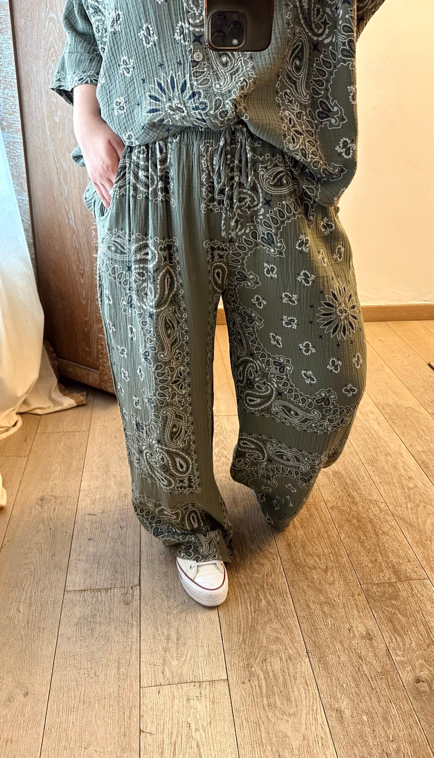 pantalon bandana kaki grande taille femme curvy by romy